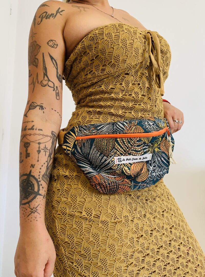 Sac Banane en tissu feuillage. – Image 3