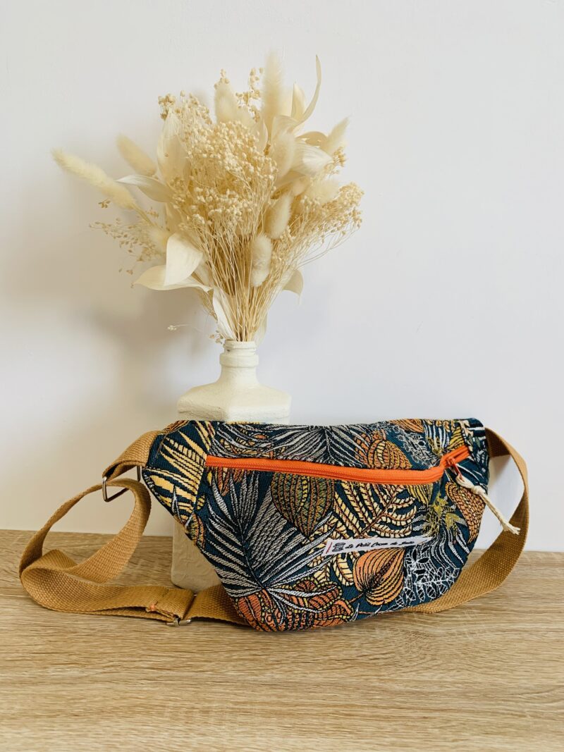 Sac Banane en tissu feuillage.