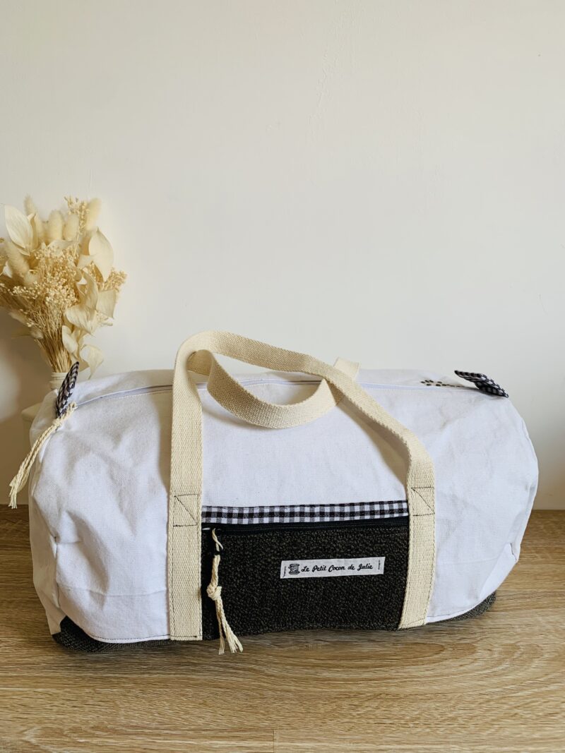 Sac week-end blanc et noir à carreaux